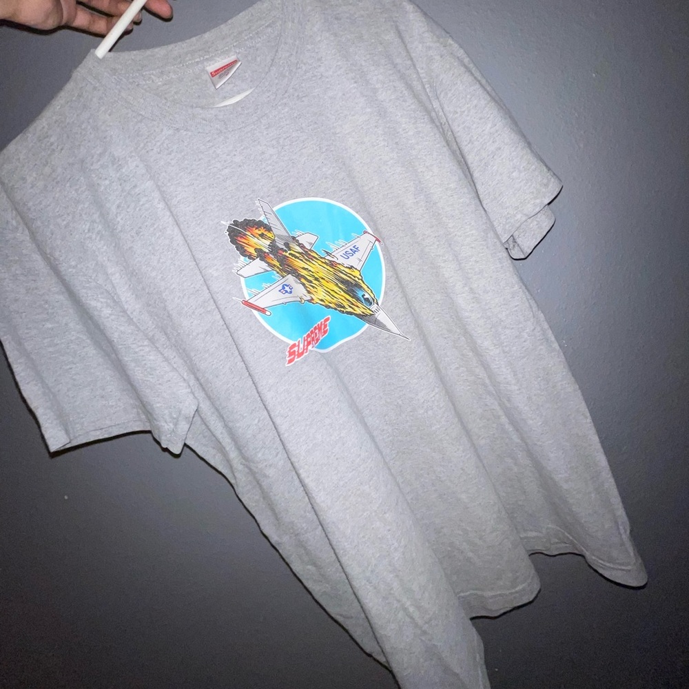 Supreme t shirt